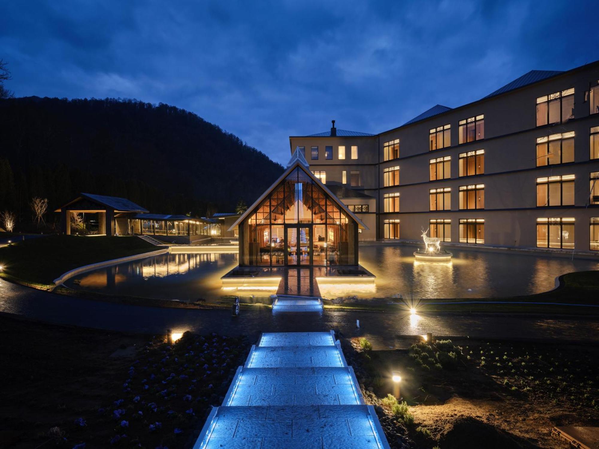 Lake Toya Tsuruga Resort Hikarinouta Тояко Экстерьер фото